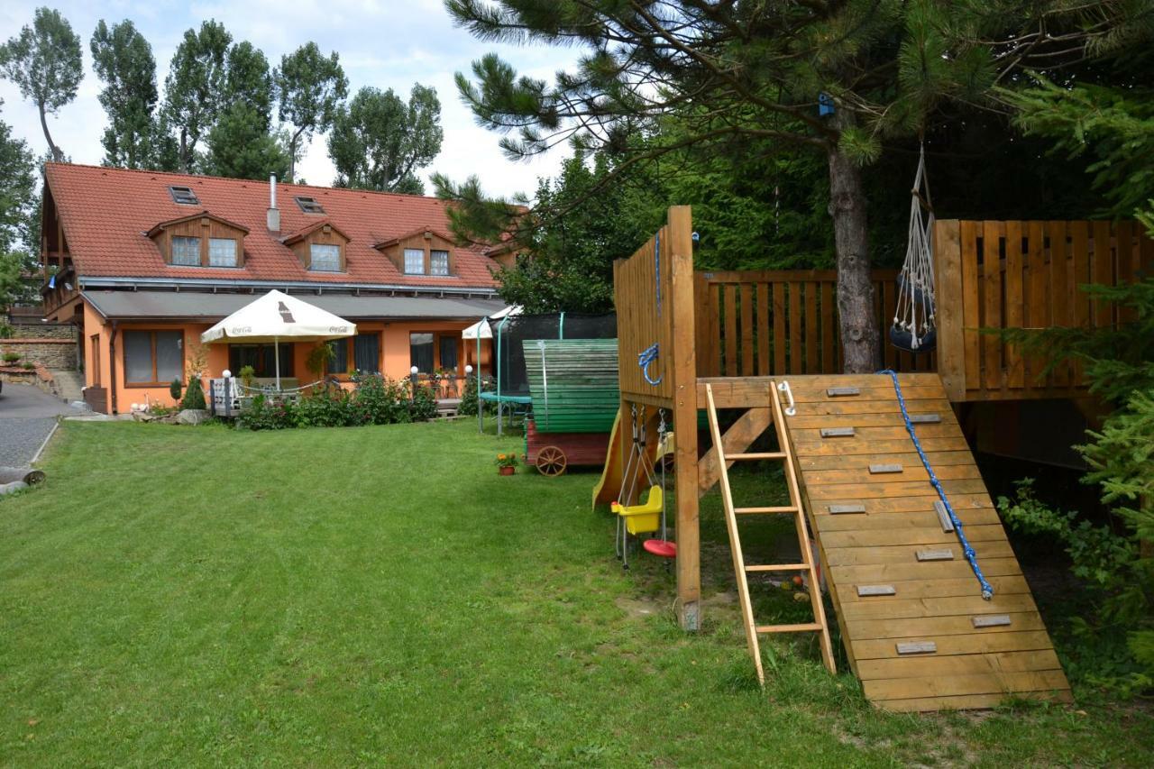 Apartments - BOWLINGHORKA sk Poprad Exteriör bild